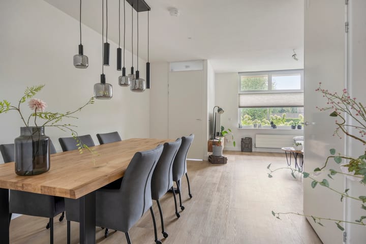 Tussenwoning te koop: Welemanstraat 88, Borne
