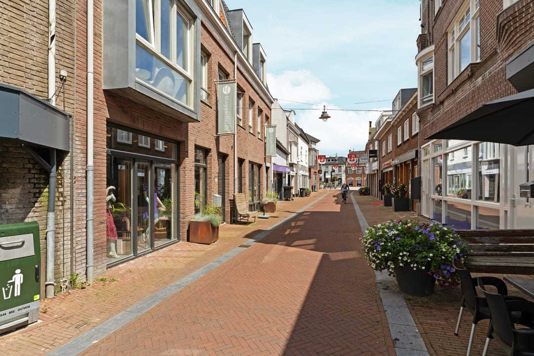 Foto 16 van Bloemstraat 2-A