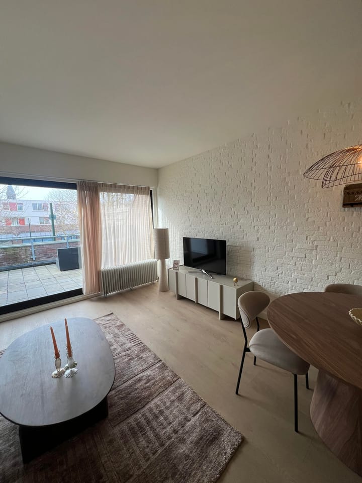 Appartement te huur: De Bus 16, Waalre