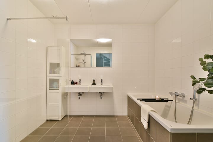 Foto 4 van Warmoldstraat 73-B