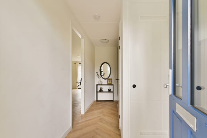 Twee-onder-één-kap te koop: Warmoldstraat 73B, Rotterdam