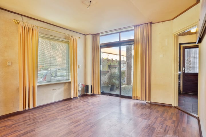 Hoekwoning te koop: Roveniusstraat 12, Deventer