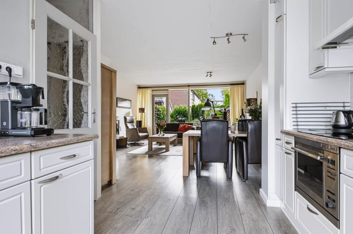 Tussenwoning te koop: Neerijnen 10, Barneveld