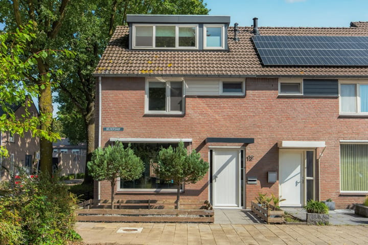 Hoekwoning te koop: Béziershof 12, Eindhoven