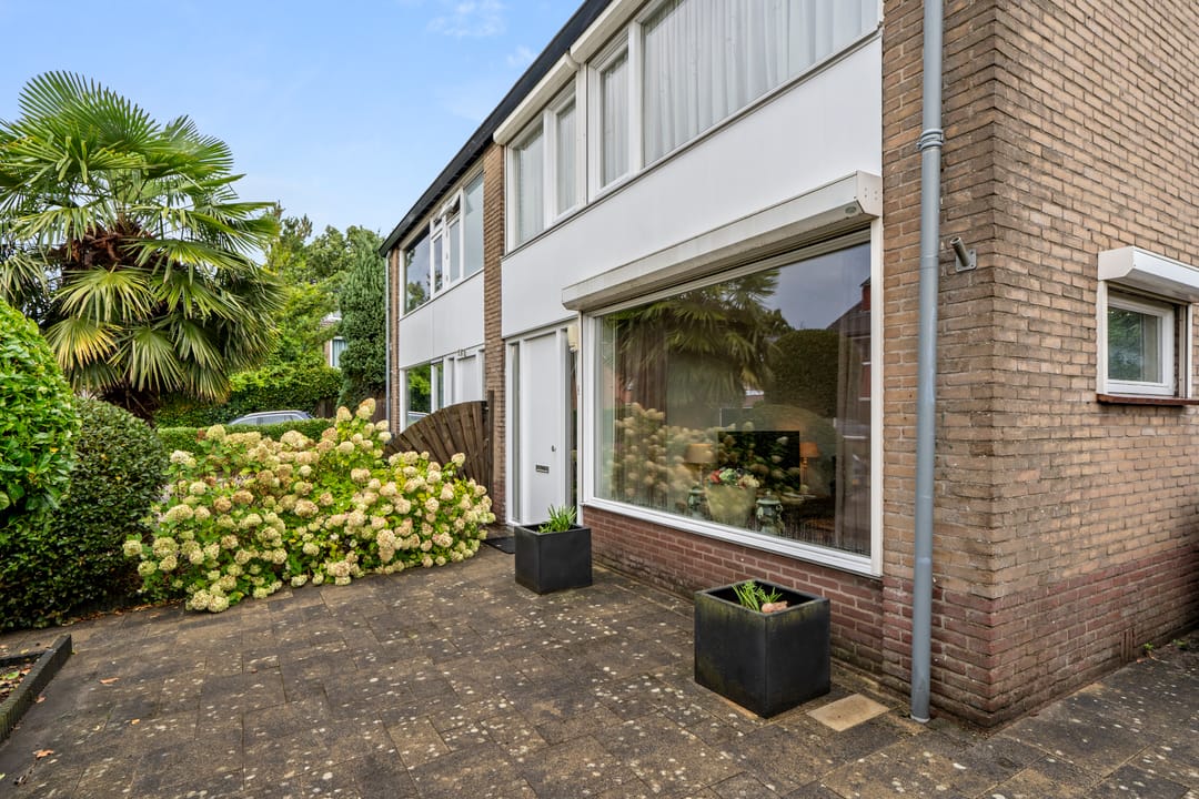 Photo 7 of Van Hoffenlaan 30