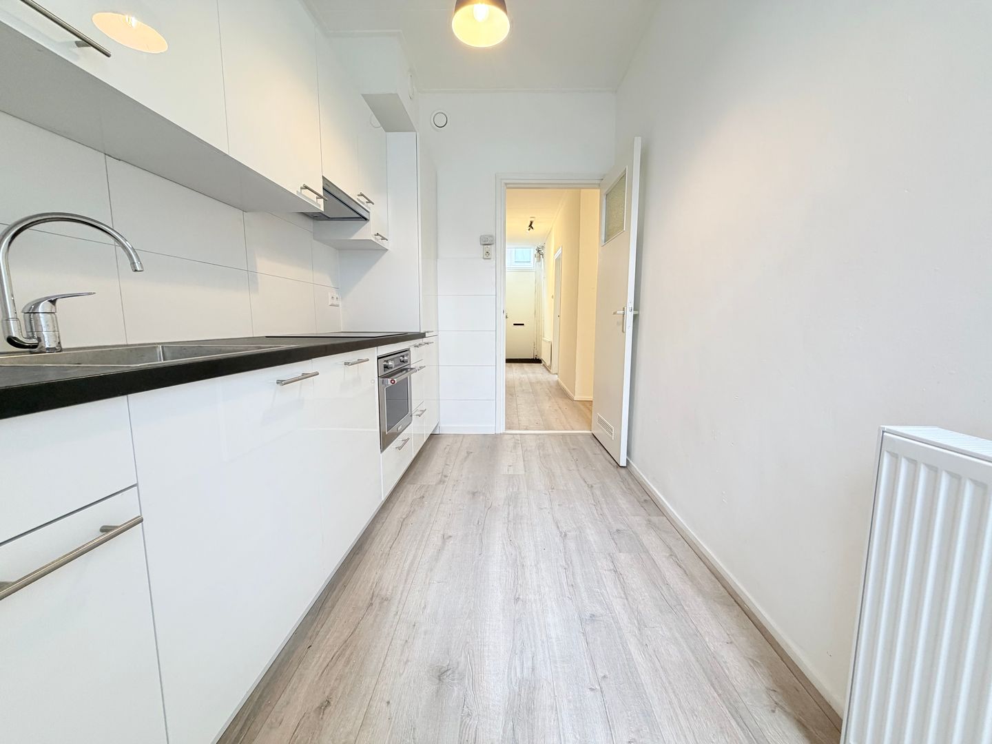 Photo 10 of Van Brakelstraat 105