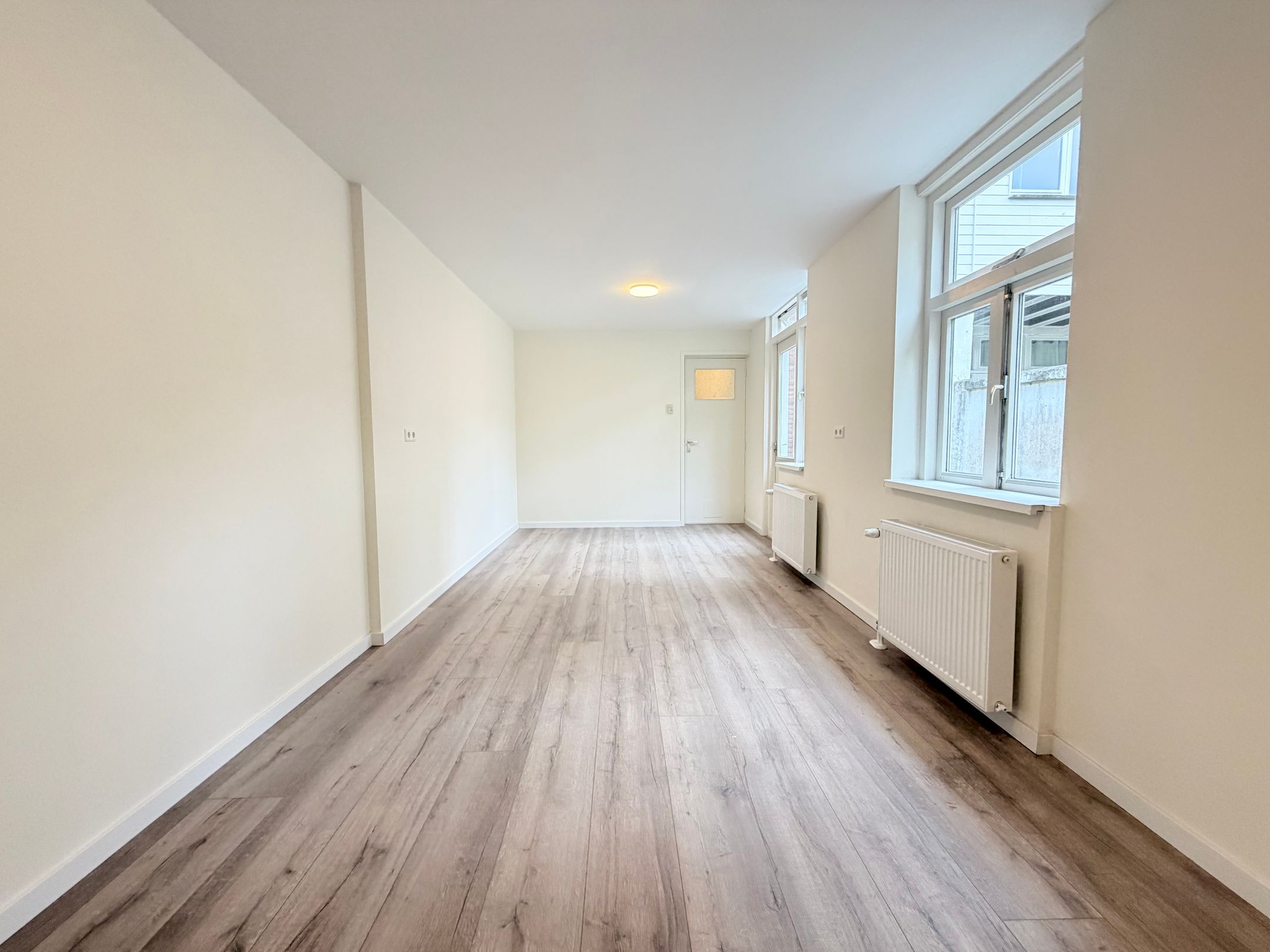Photo 21 of Van Brakelstraat 105