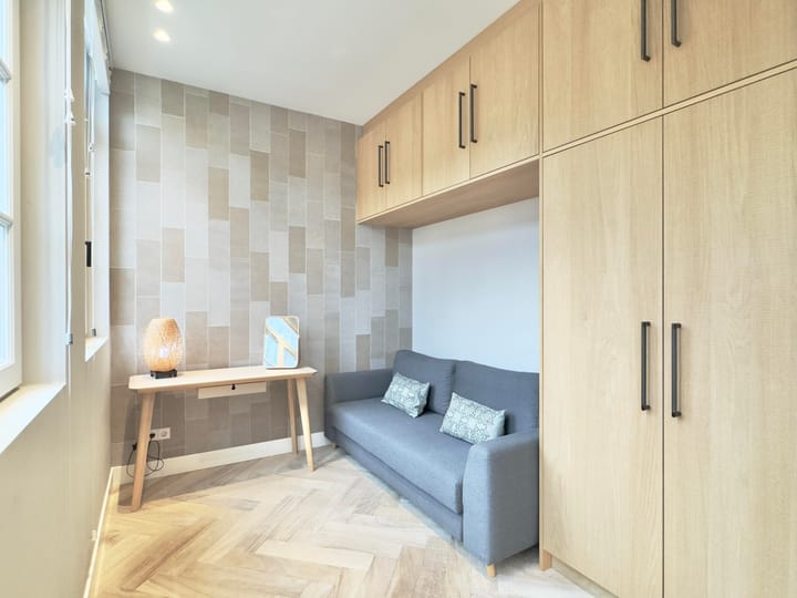 Studio te huur: Anjeliersstraat 400, Amsterdam
