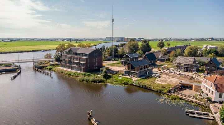 Foto 2 van Westeinde - De Whaa kavels aan vaarwater