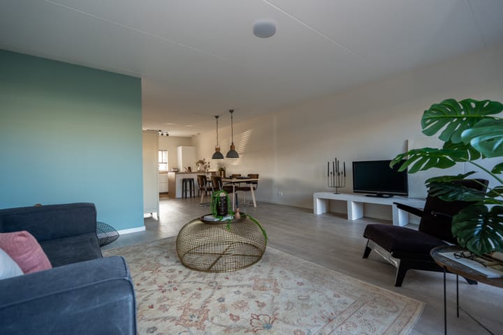 Tussenwoning te koop: Oosterhamrikkade 84T, Groningen