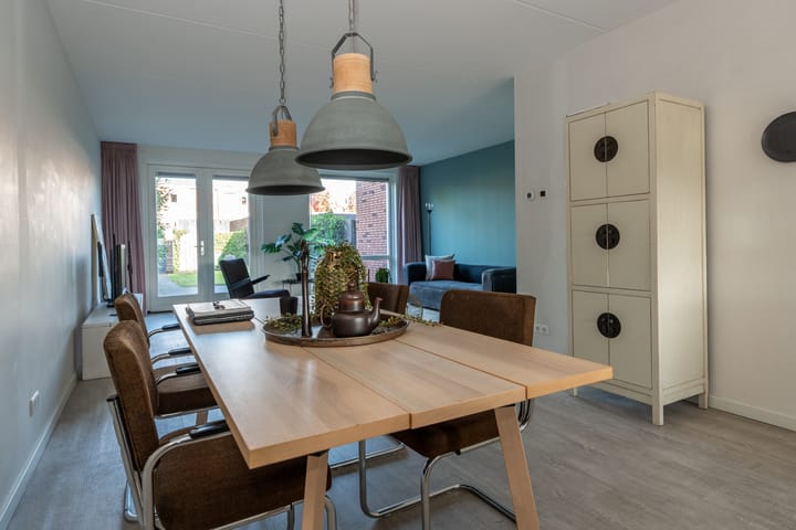 Tussenwoning te koop: Oosterhamrikkade 84T, Groningen