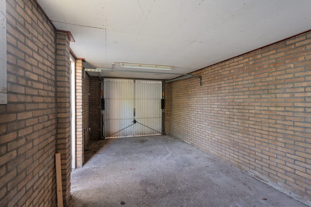 Photo 37 of Korhoenstraat 33