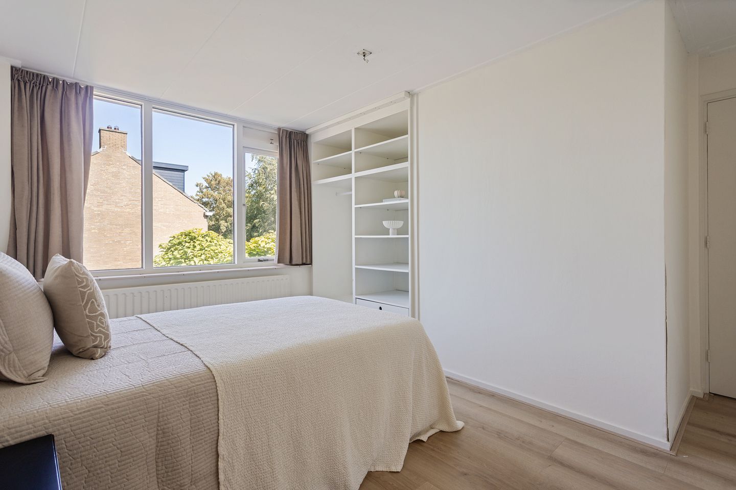 Photo 19 of Korhoenstraat 33