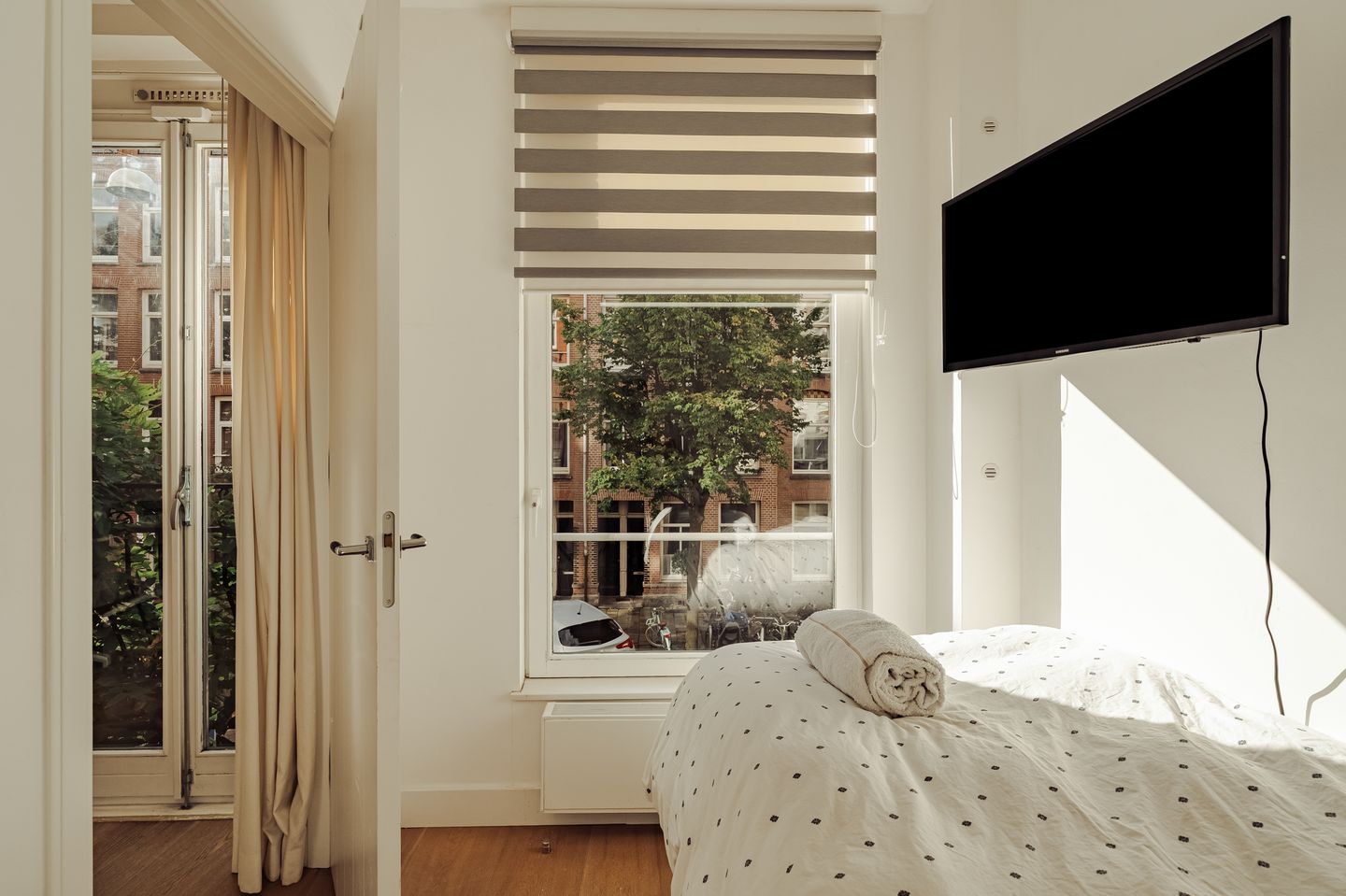 Photo 49 of Cornelis Anthoniszstraat 67-H