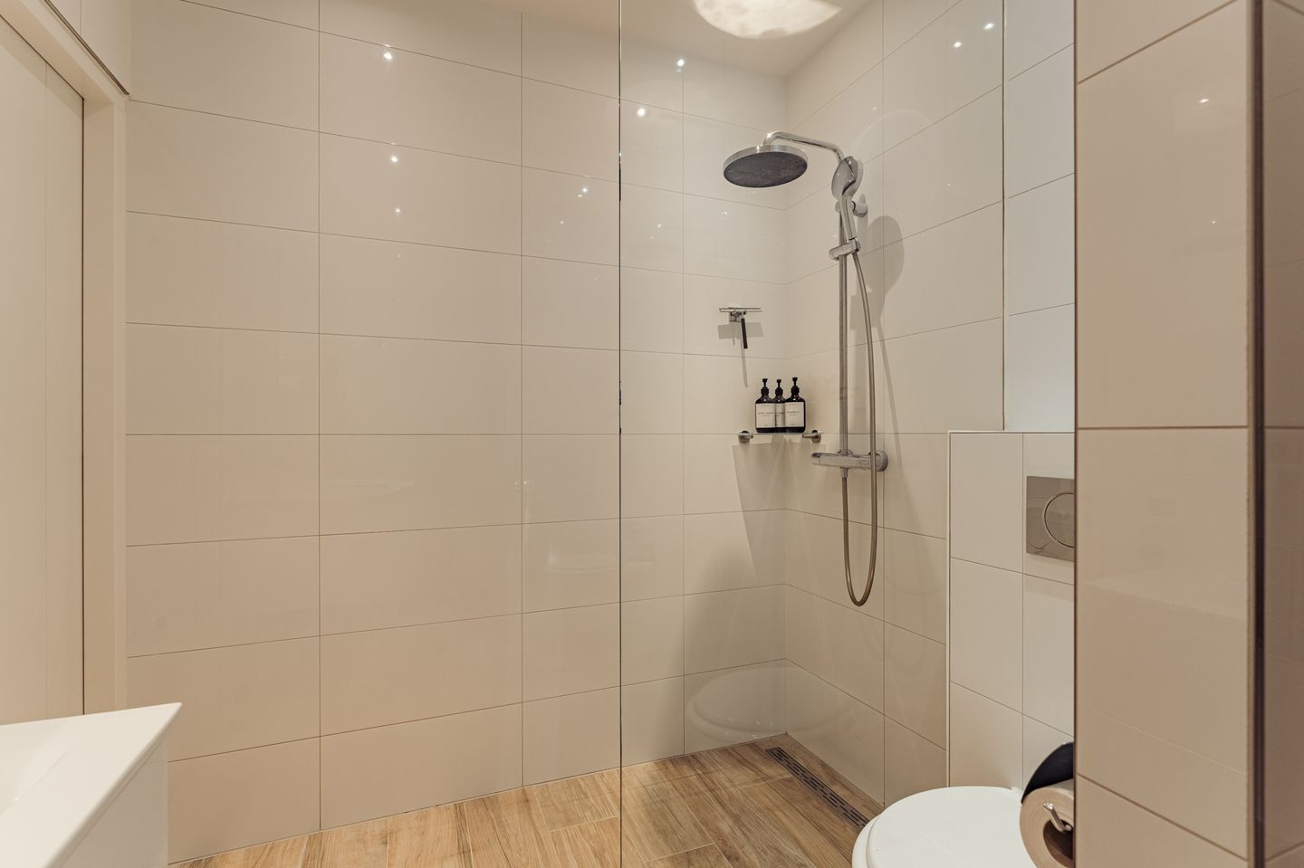 Photo 40 of Cornelis Anthoniszstraat 67-H