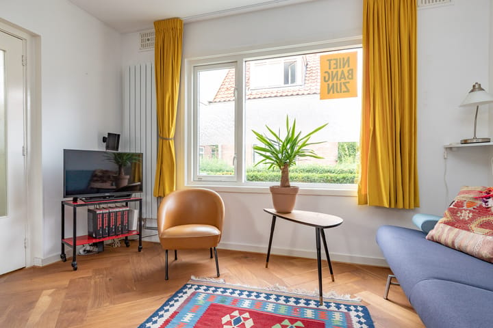 Hoekwoning te koop: Eerste Disteldwarsstraat 4, Amsterdam