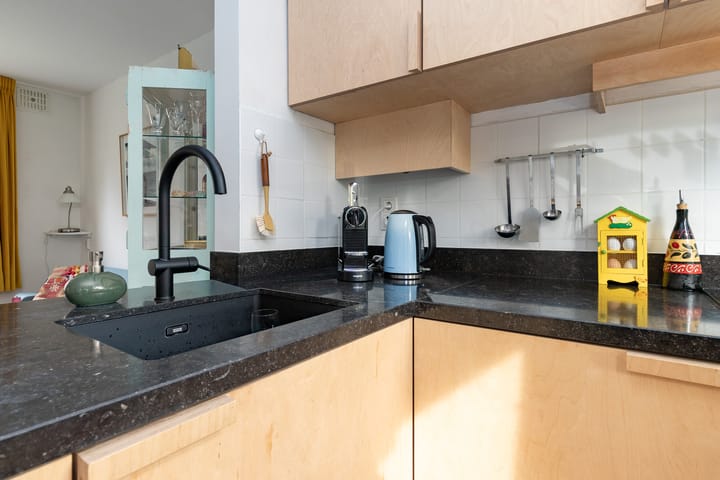 Hoekwoning te koop: Eerste Disteldwarsstraat 4, Amsterdam