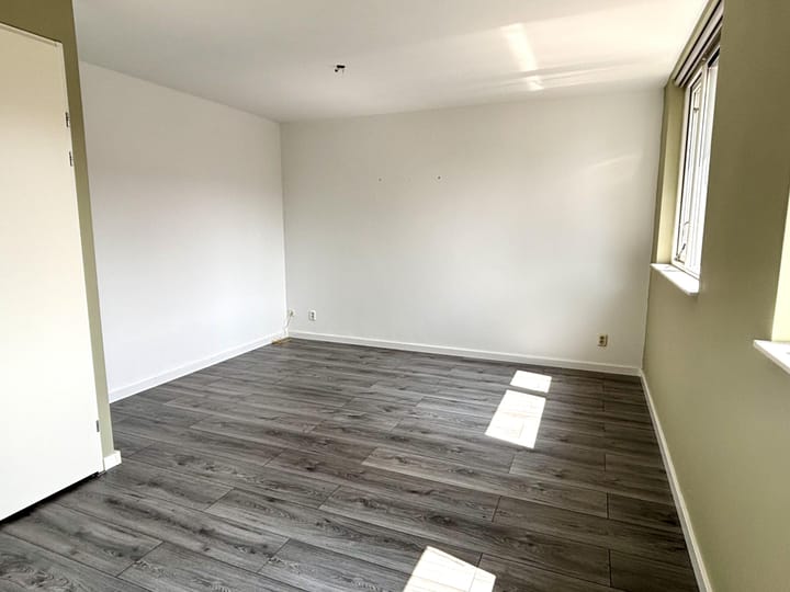 Tussenwoning te koop: Johan Metzelaarstraat 44, Breda