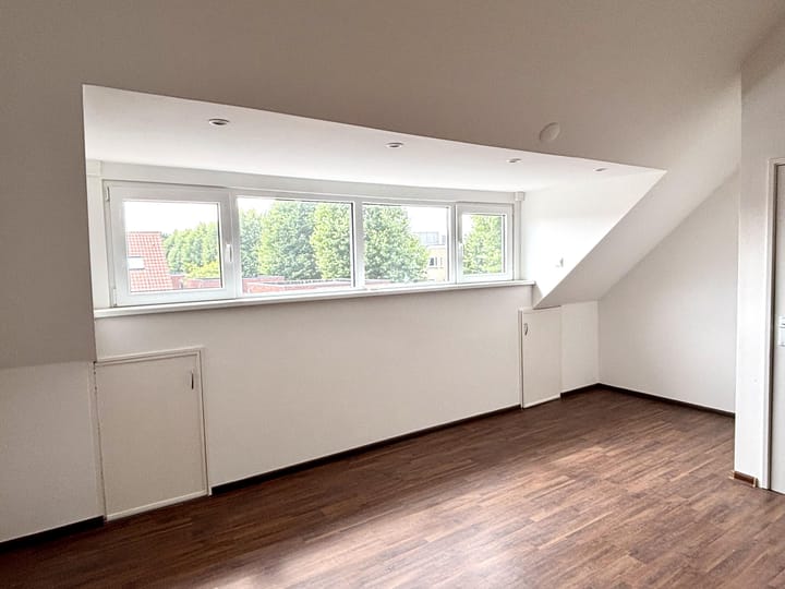 Tussenwoning te koop: Johan Metzelaarstraat 44, Breda
