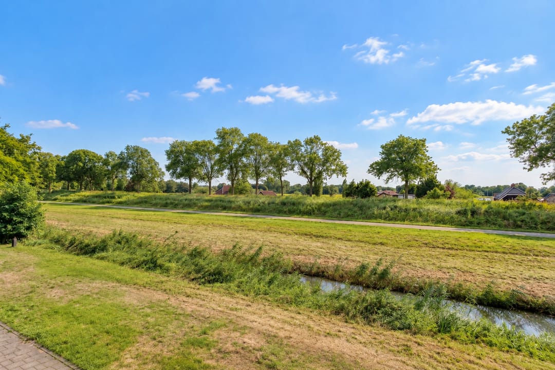 Photo 26 of Burgemeester D. Kooimanweg 491