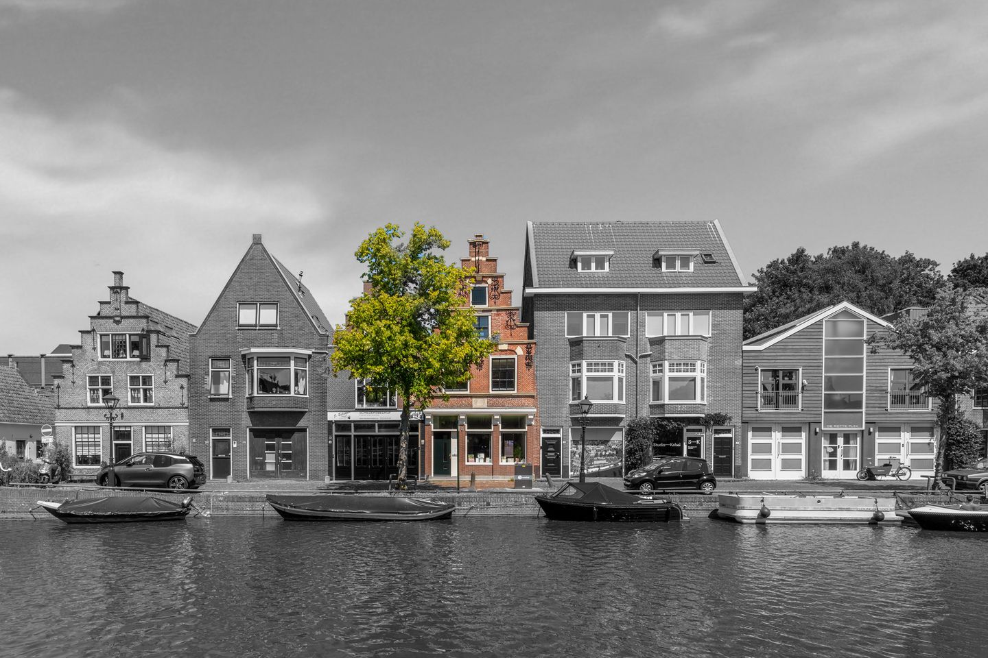 View photo 2 of Oudegracht 114