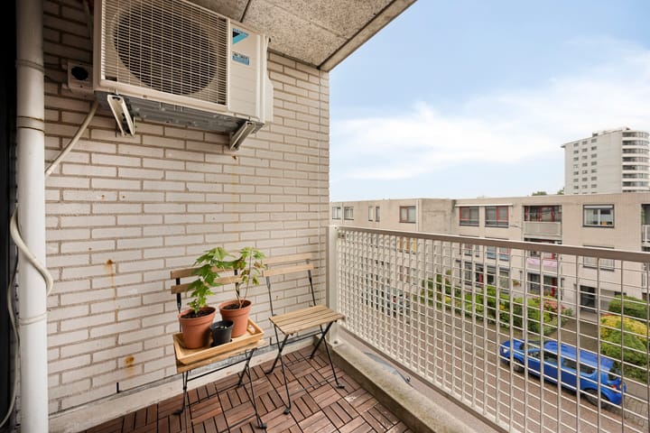 Appartement te koop: Anne Frankweg 8A, Leiden