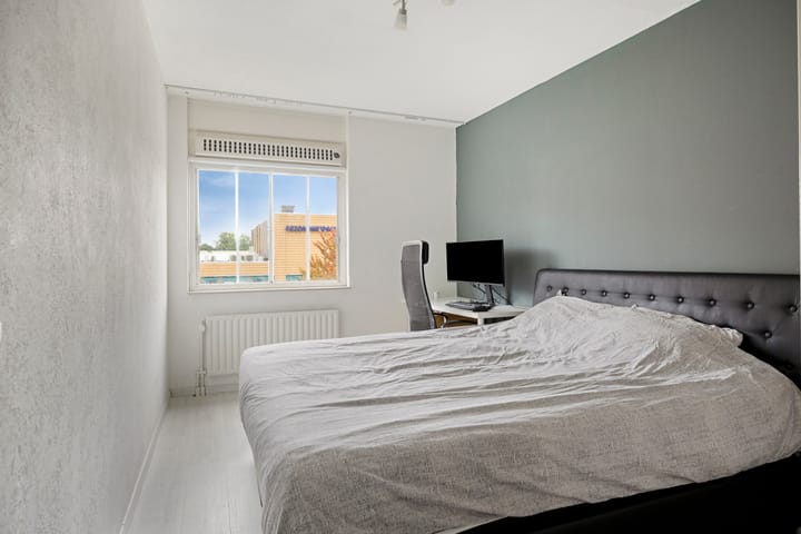 Appartement te koop: Anne Frankweg 8A, Leiden