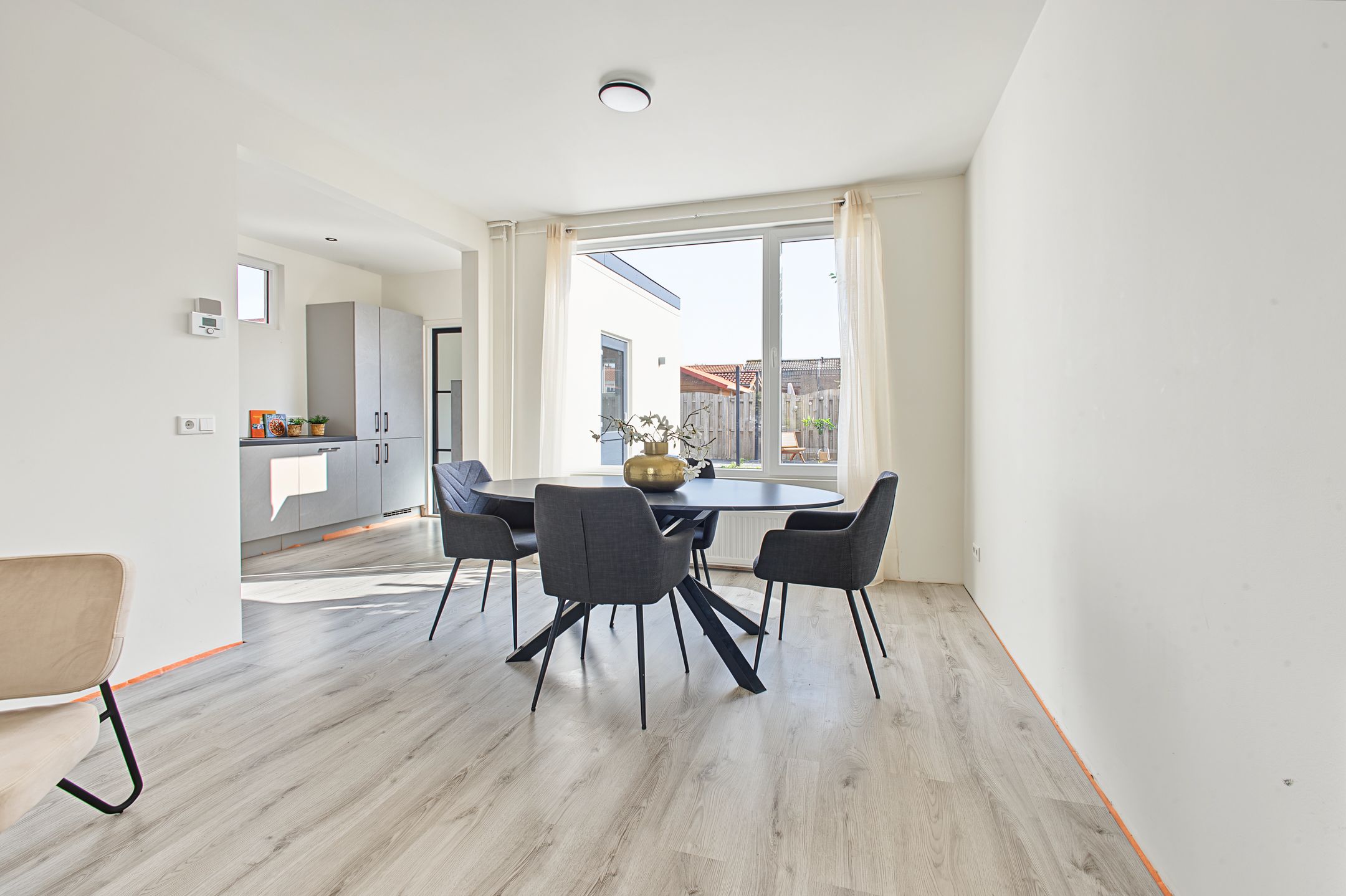 Photo 9 of dr. Leenhoutsstraat 42