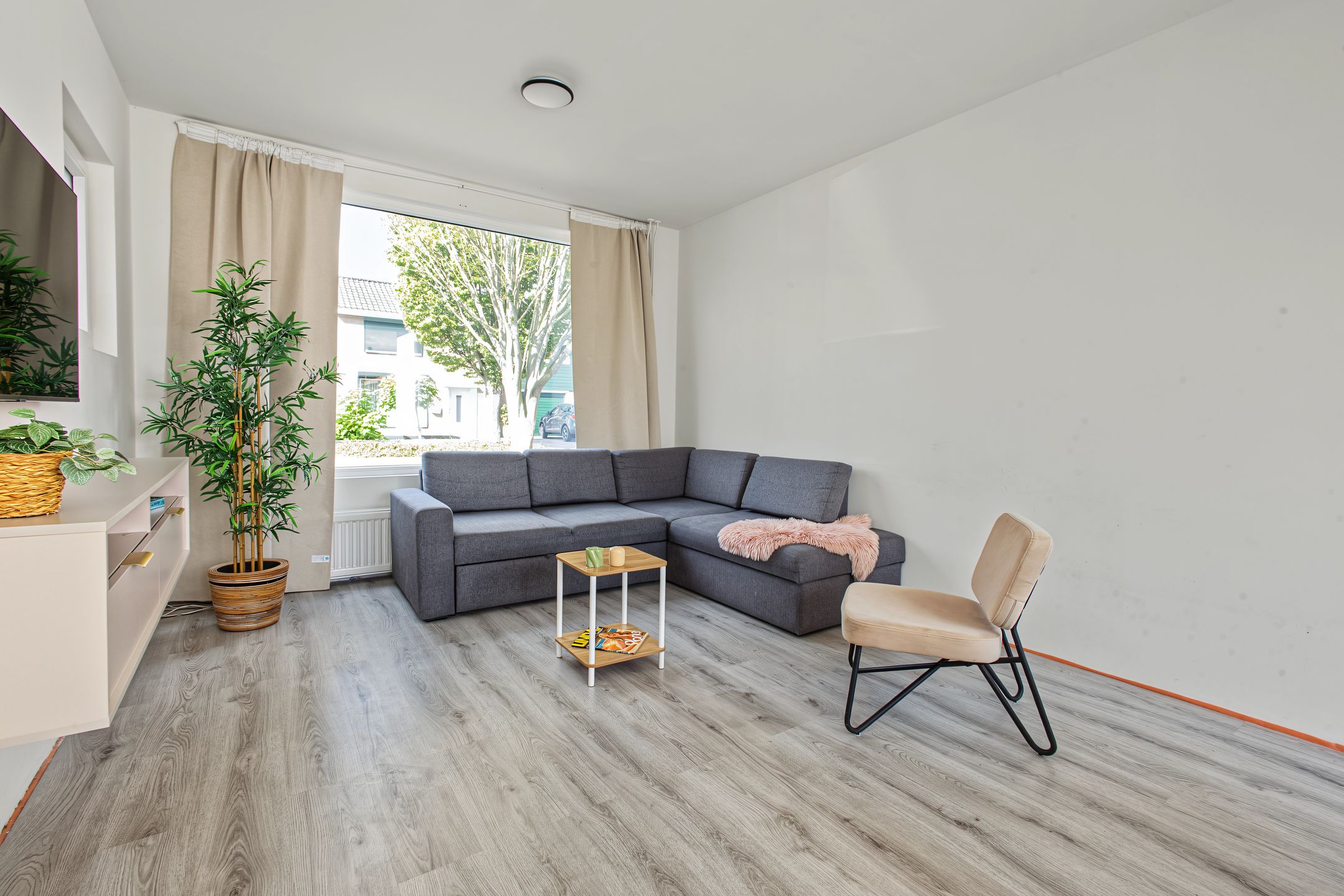 Photo 6 of dr. Leenhoutsstraat 42