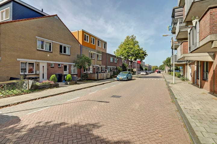 Foto 3 van Tolkamerstraat 5