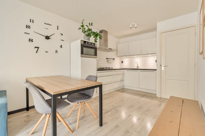 Appartement te koop: Staringstraat 10-2, Amsterdam