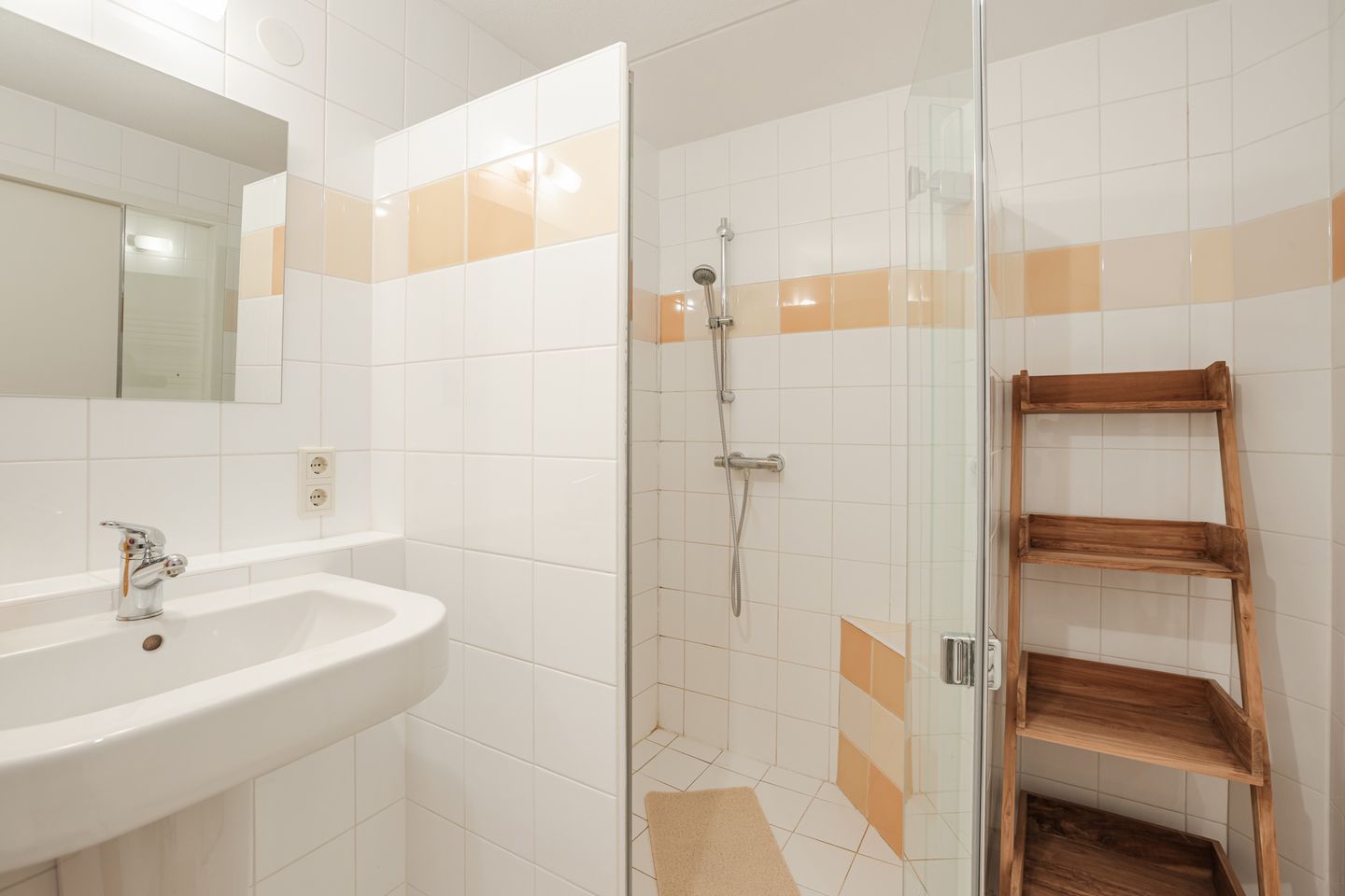 Photo 35 of Oosterakker 11