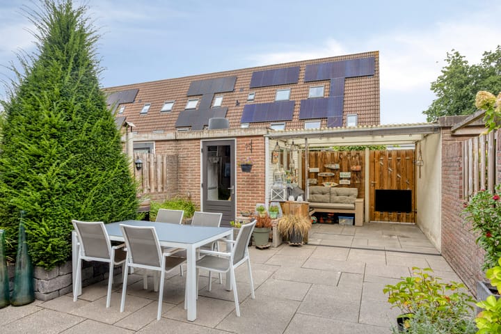 Tussenwoning te koop: Broeklaan 11, Harderwijk
