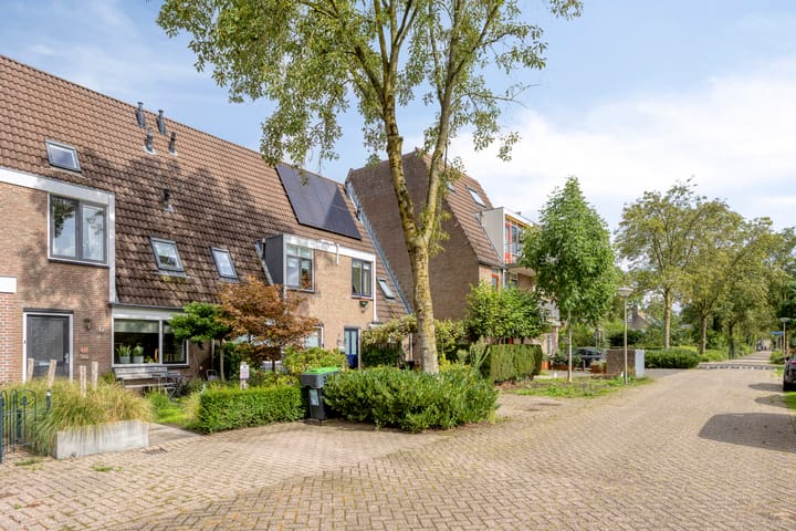 Tussenwoning te koop: Broeklaan 11, Harderwijk
