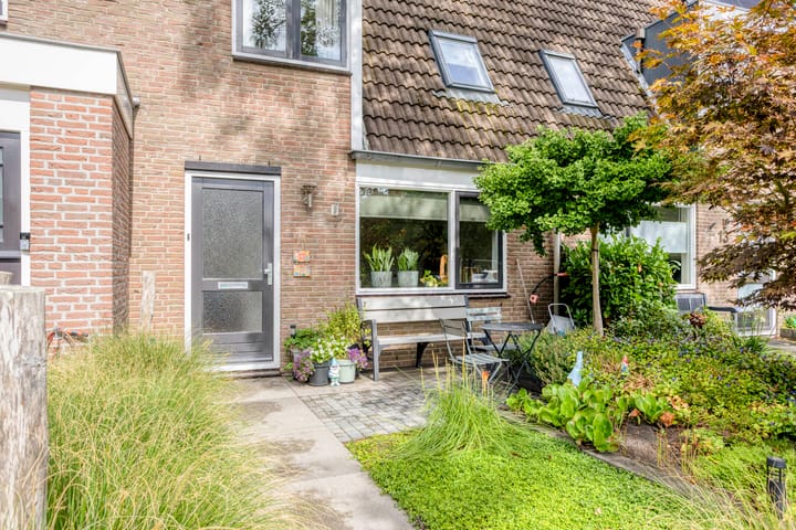 Tussenwoning te koop: Broeklaan 11, Harderwijk