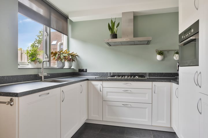 Tussenwoning te koop: Broeklaan 11, Harderwijk