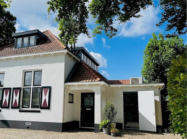 Torenlaan 27-a, Laren (NH)