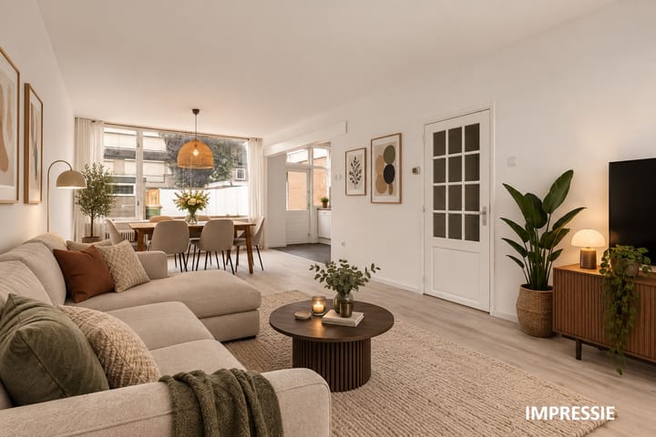 Tussenwoning te koop: Aalststraat 46, Breda