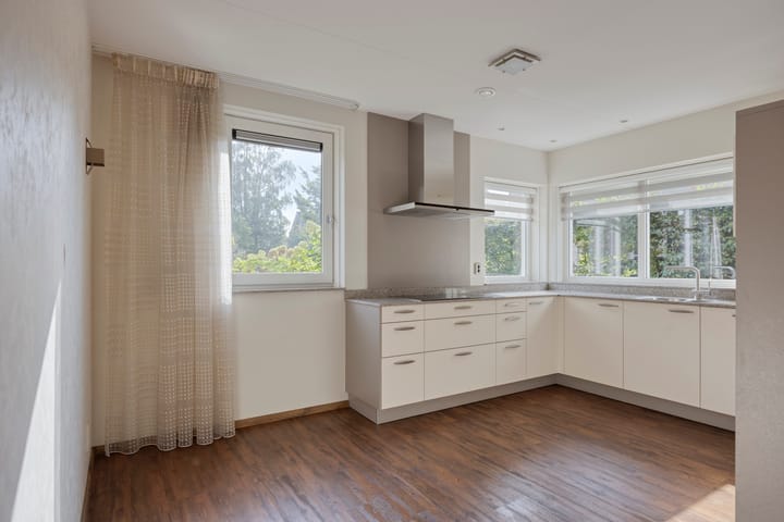 Vrijstaande woning te koop: Van den Hamhof 11, Lunteren