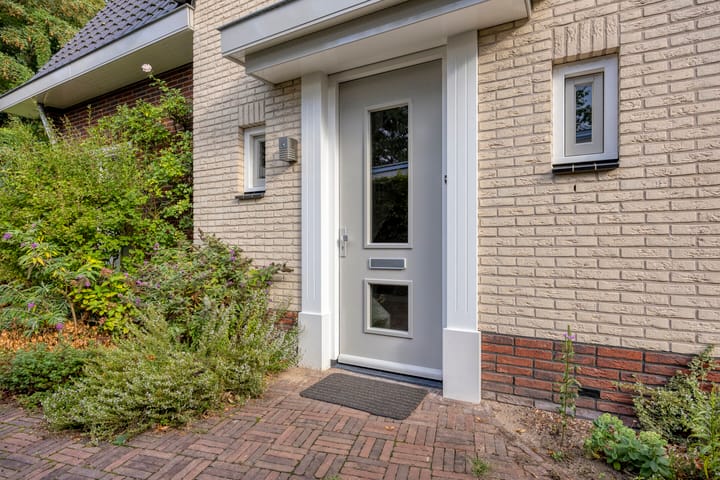 Vrijstaande woning te koop: Van den Hamhof 11, Lunteren