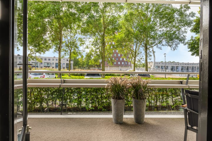 Appartement te koop: Vivaldisingel 3, Nieuw-Vennep