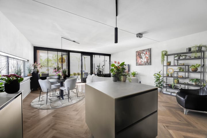 Appartement te koop: Vivaldisingel 3, Nieuw-Vennep
