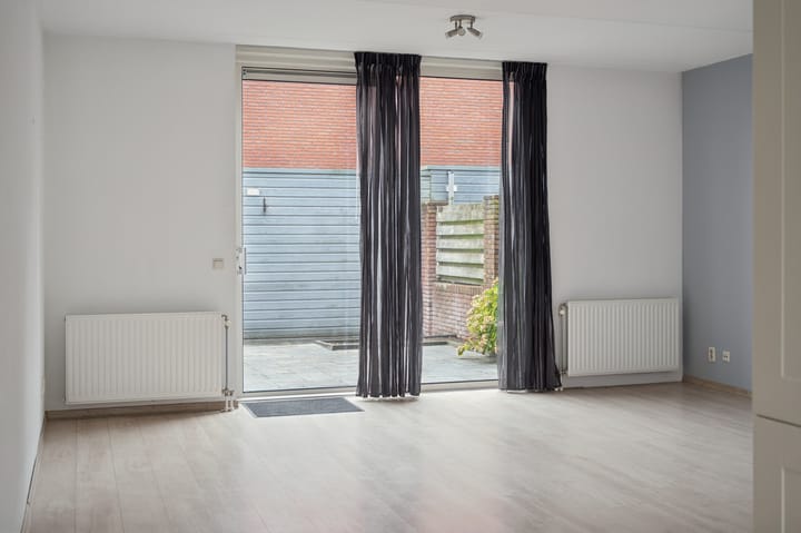 Tussenwoning te koop: Kranenburg 67, Ede