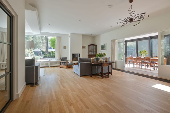 Vrijstaande woning te koop: Utrechtseweg 64A, Hilversum