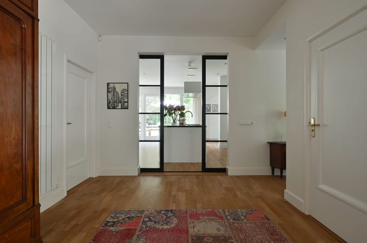 Vrijstaande woning te koop: Utrechtseweg 64A, Hilversum