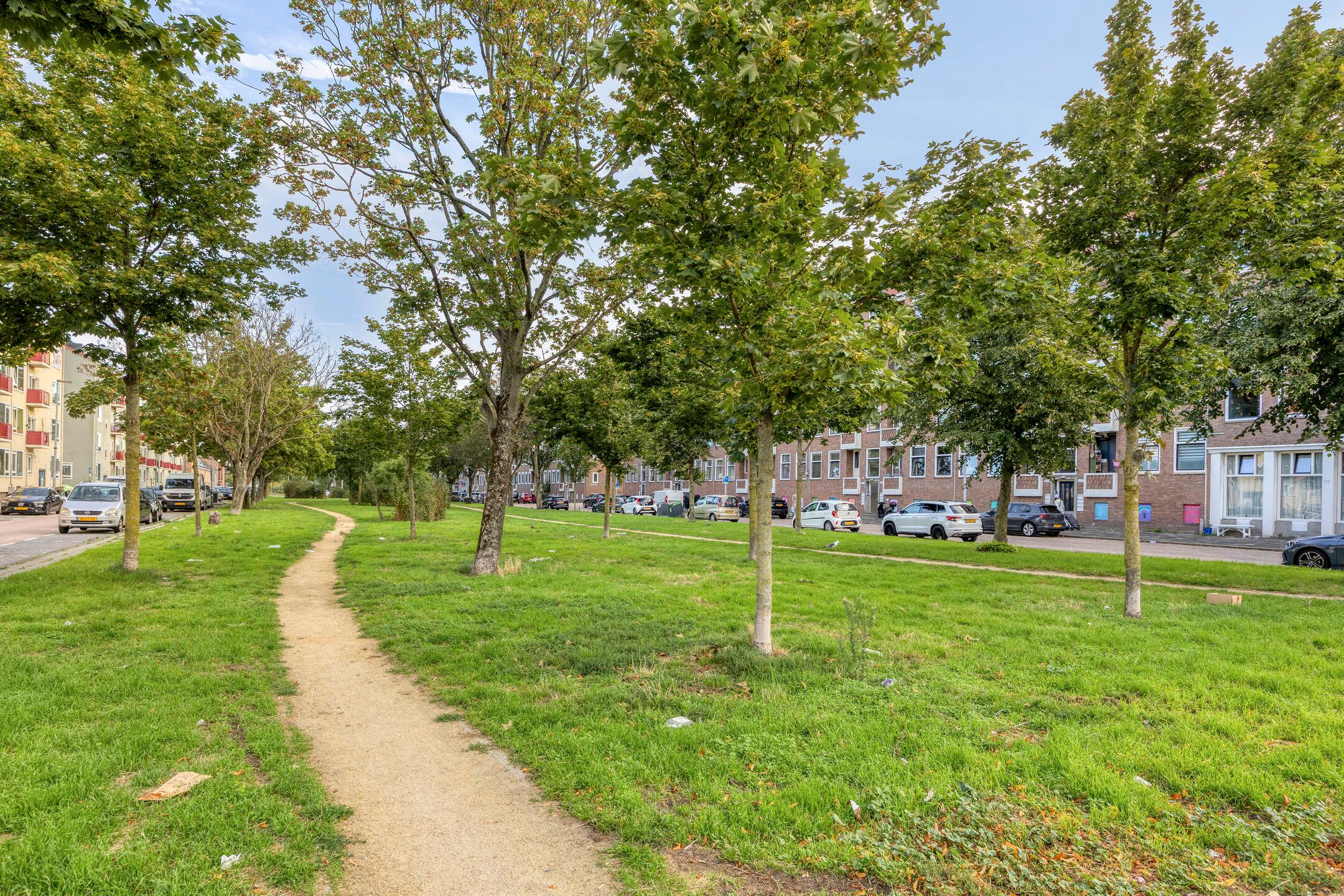 Foto 42 van Newtonstraat 42-A