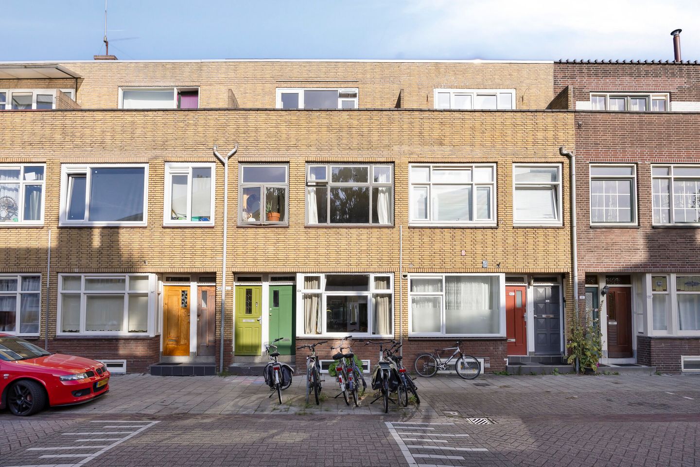 Foto 5 van Newtonstraat 42-A
