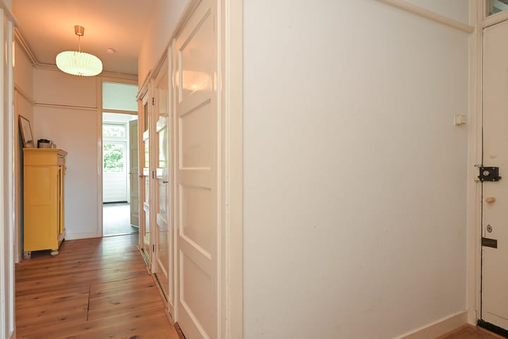 Appartement te koop: Van Heutszstraat 109, 'S-Gravenhage
