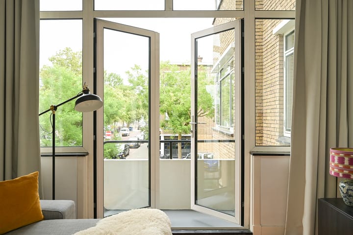 Appartement te koop: Van Heutszstraat 109, 'S-Gravenhage