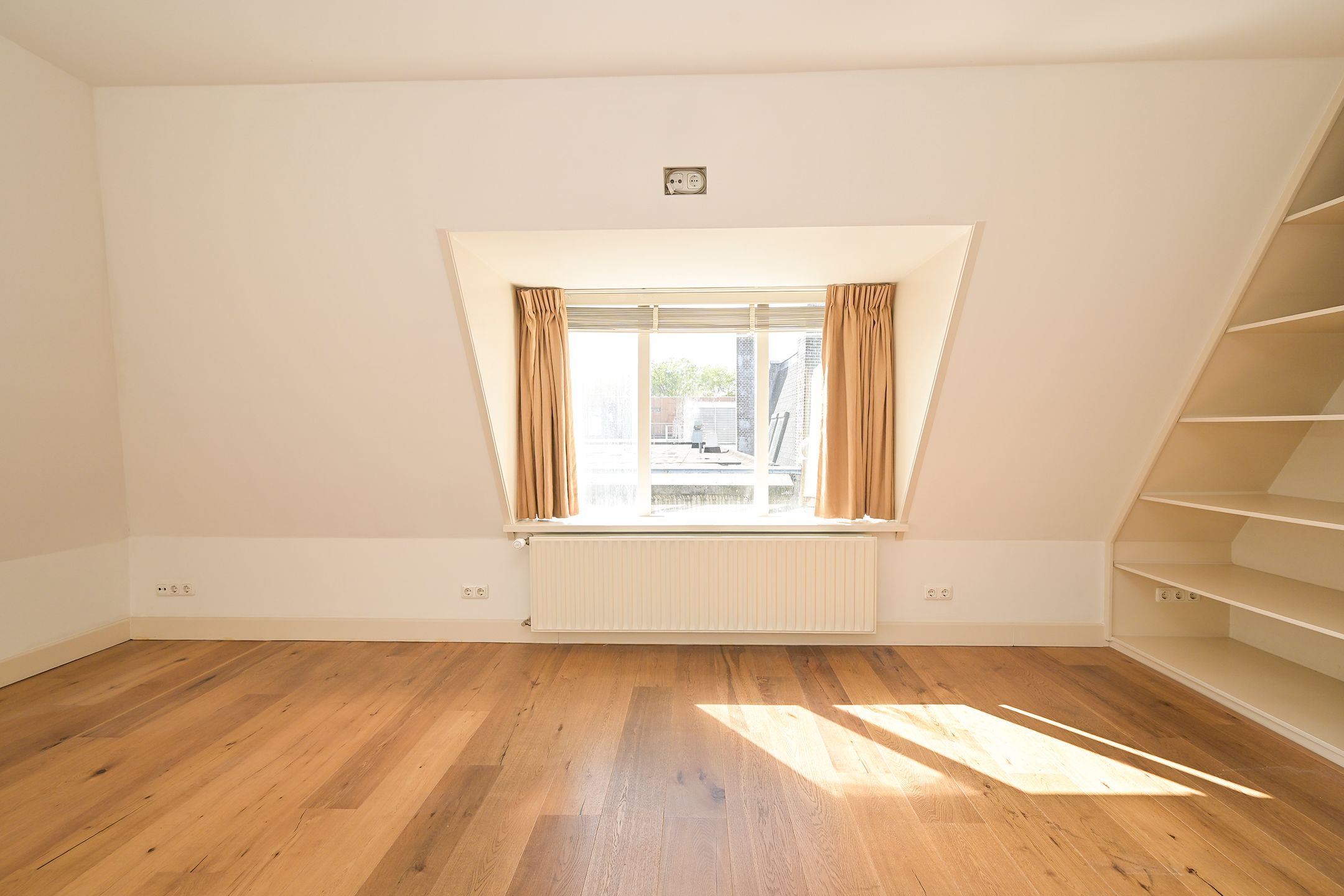 Photo 21 of Nieuwstraat 6-E